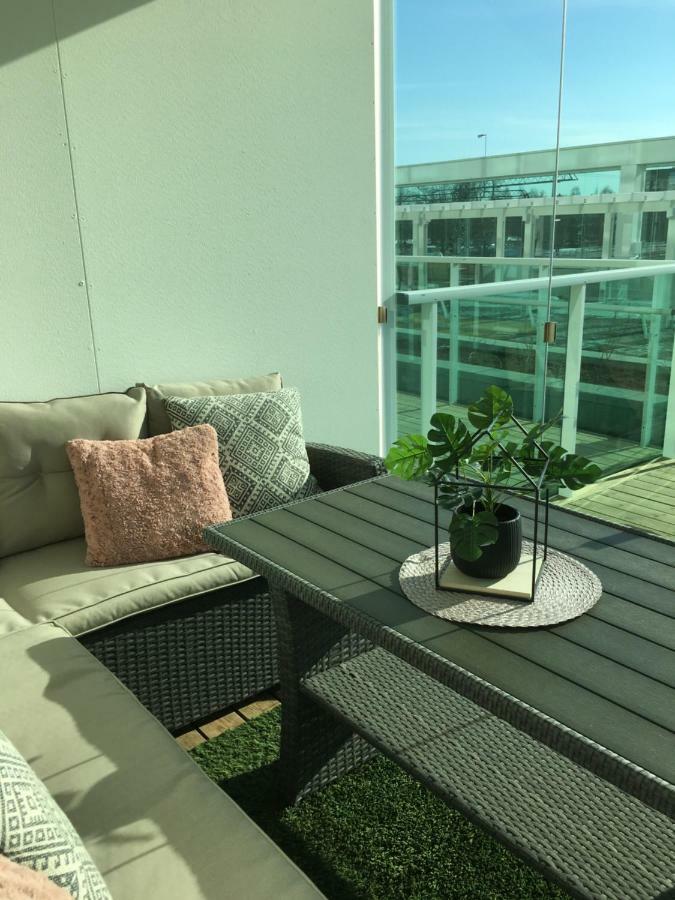 Starhomes Studio Lux 10 Uleåborg Exteriör bild