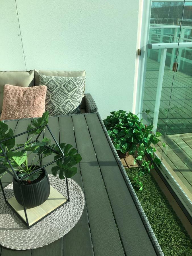 Starhomes Studio Lux 10 Uleåborg Exteriör bild